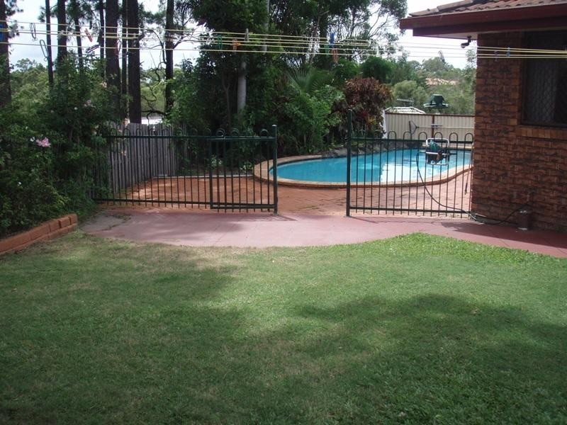 18 Tincurrin Court, Robina QLD 4226