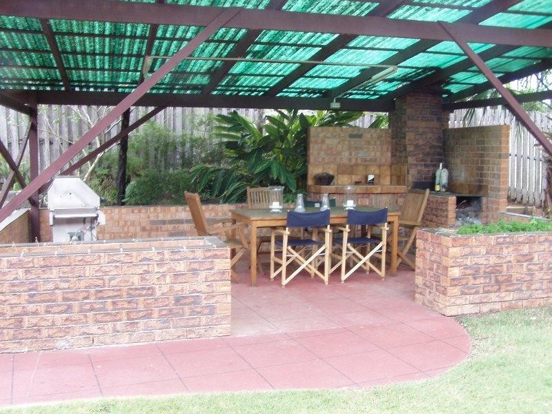 18 Tincurrin Court, Robina QLD 4226