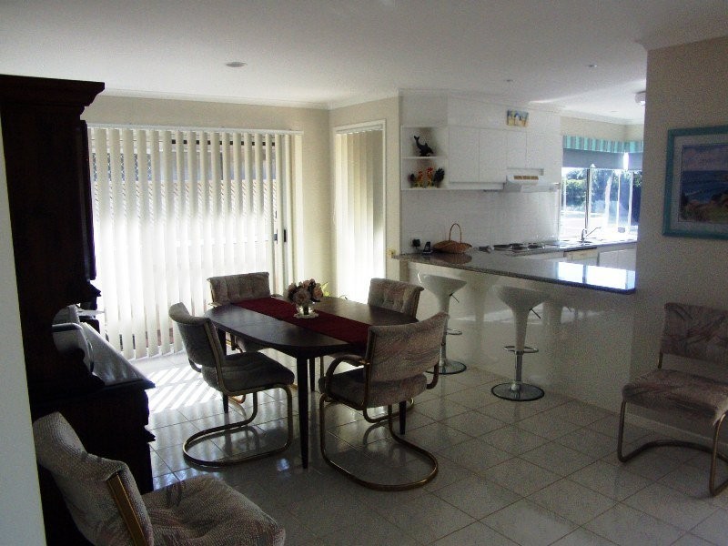 34 Emerton Crescent, Robina QLD 4226