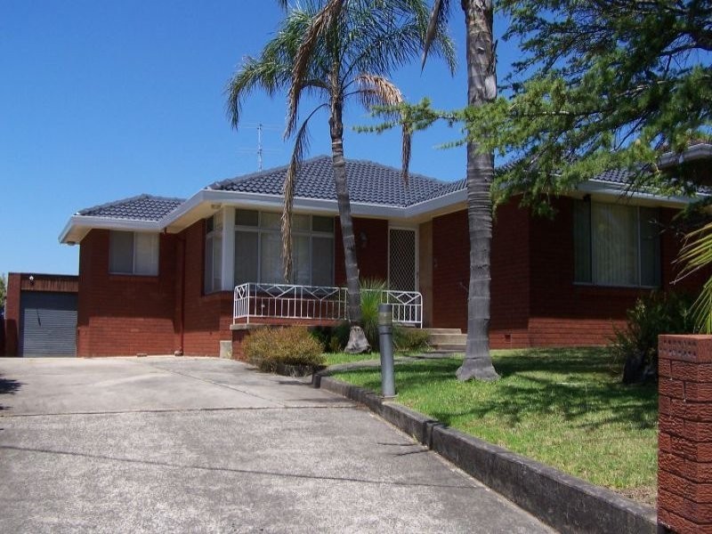 45 Staff Road, Unanderra NSW 2526