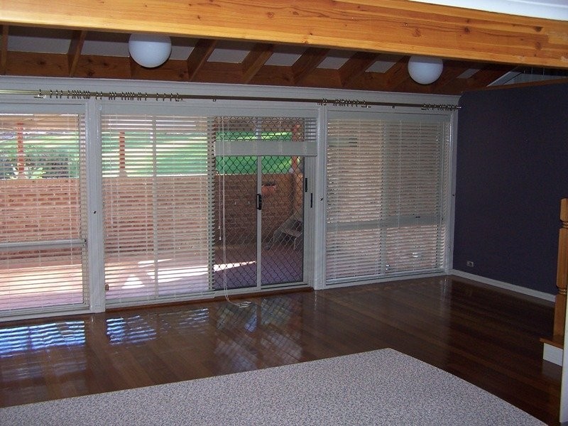 4 Sherwood Place, Shellharbour NSW 2529