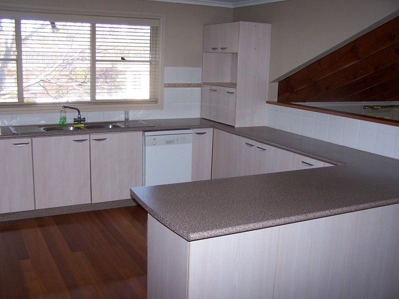 4 Sherwood Place, Shellharbour NSW 2529