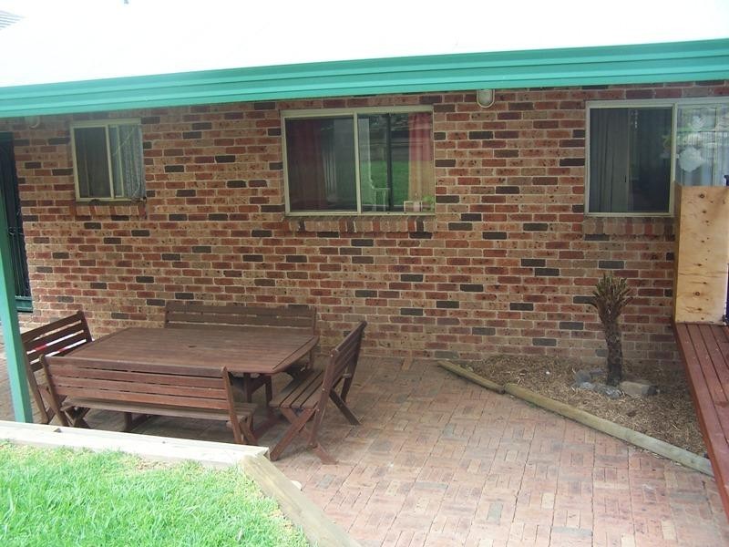 10 Lambertia Place, Cordeaux Heights NSW 2526