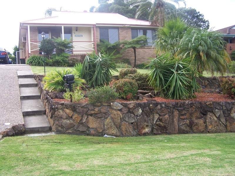 96 Beatus Street, Unanderra NSW 2526