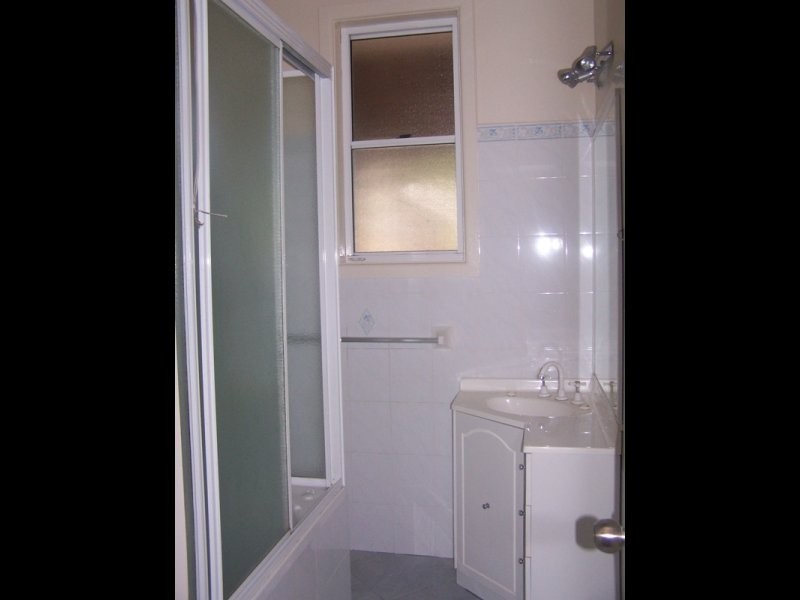 20 Tresnan Street, Unanderra NSW 2526