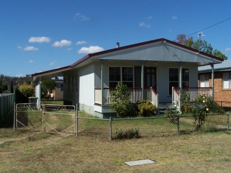 19 Albert Street, Warwick QLD 4370