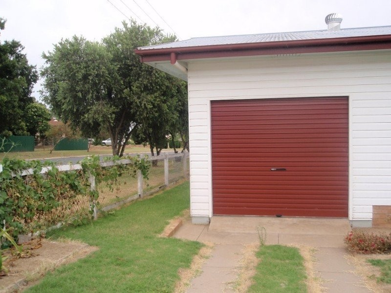 11 Douglas Street, Warwick QLD 4370