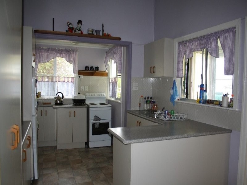 1 Mogridge Street, Warwick QLD 4370