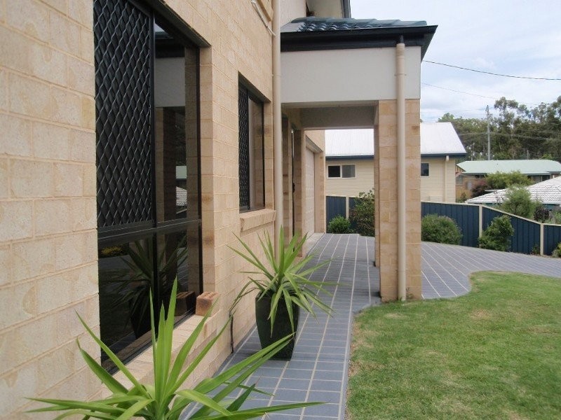 8 Hughes Place, Warwick QLD 4370