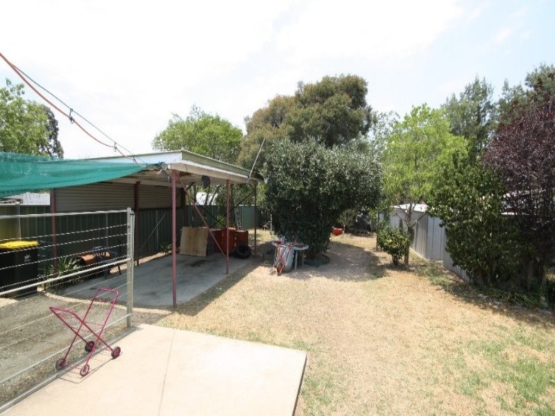 52 Stewart Avenue, Warwick QLD 4370