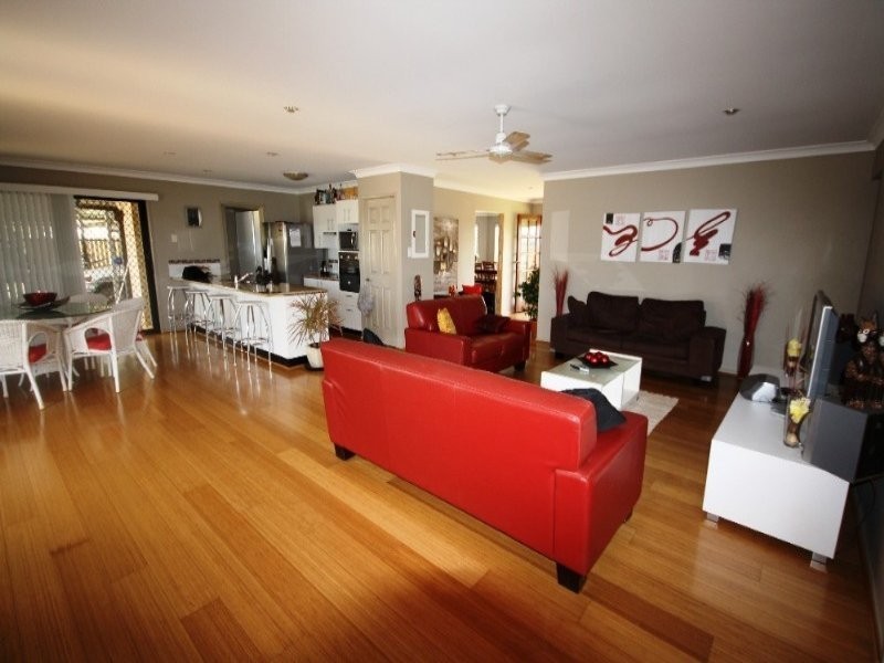 71 Gregory Street, Hendon QLD 4362