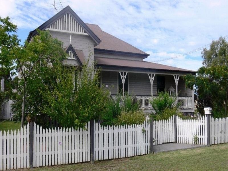 34 Fitzroy Street, Warwick QLD 4370