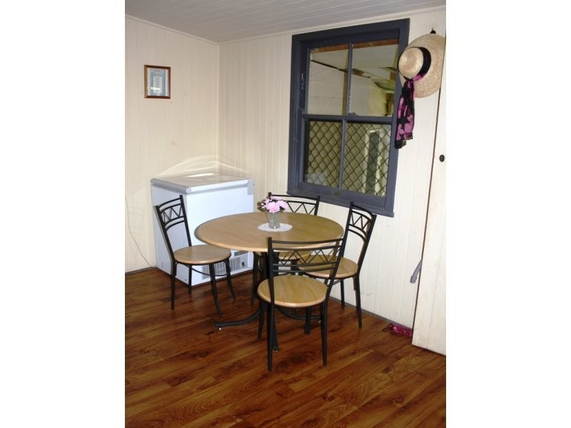 68 Myrtle Avenue, Warwick QLD 4370