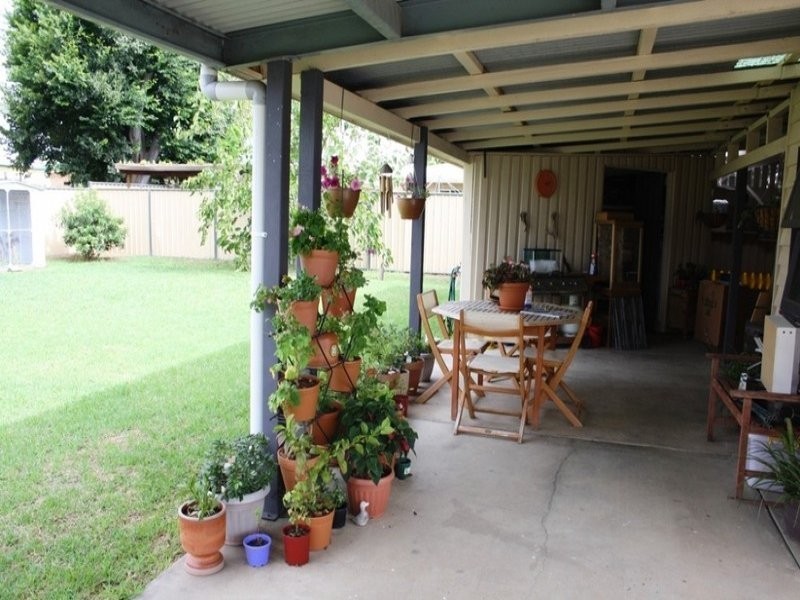 68 Myrtle Avenue, Warwick QLD 4370