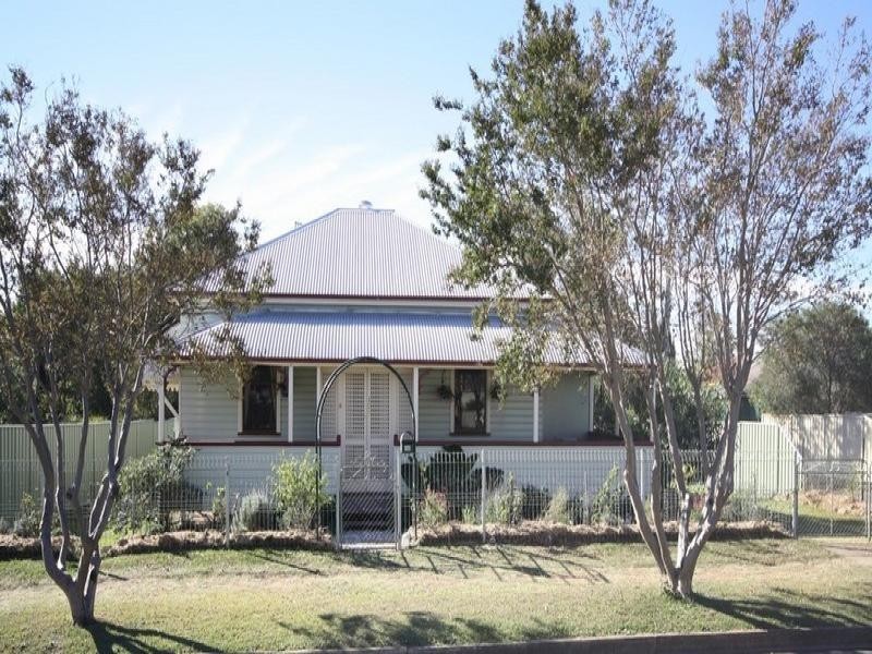 108 Percy Street, Warwick QLD 4370