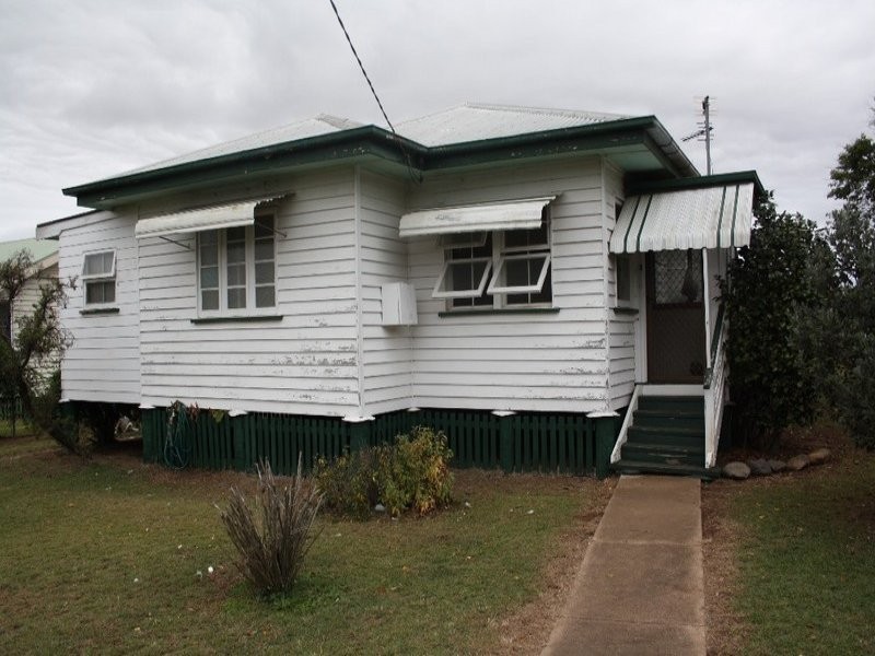 4 Market Square, Warwick QLD 4370