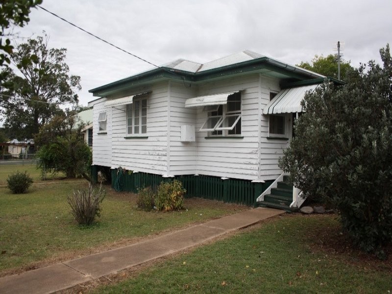 4 Market Square, Warwick QLD 4370