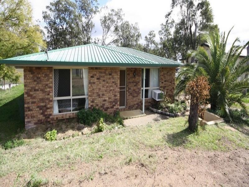 7 Easey Street, Warwick QLD 4370