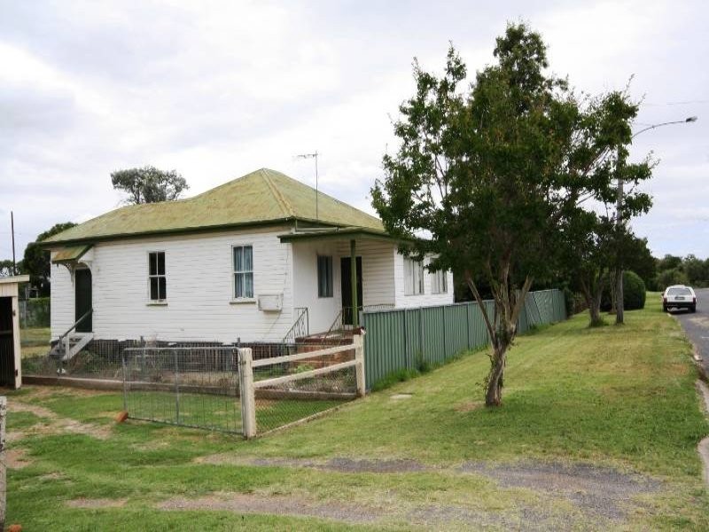 50 Lyons Street, Warwick QLD 4370