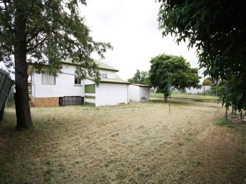 50 Lyons Street, Warwick QLD 4370