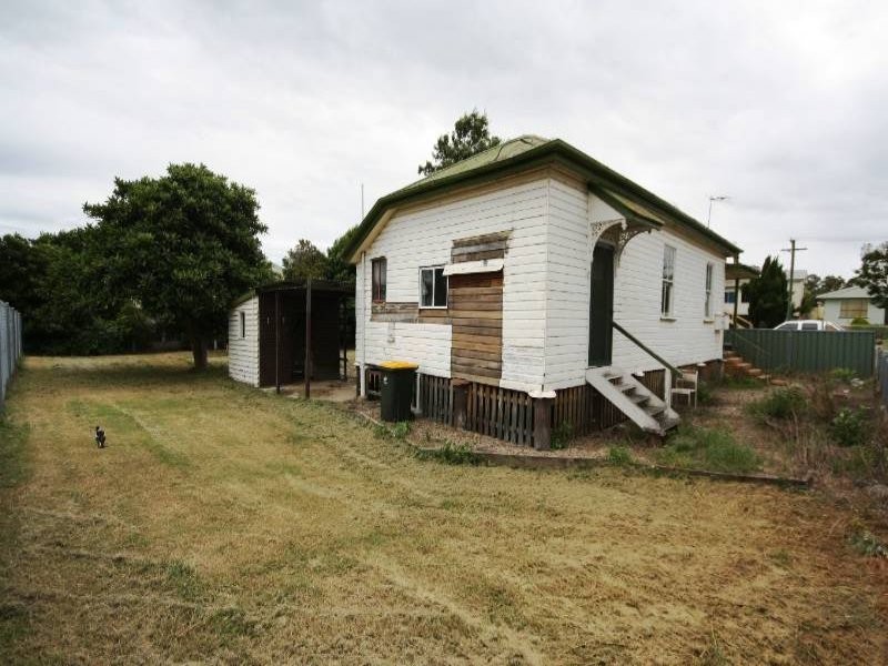 50 Lyons Street, Warwick QLD 4370