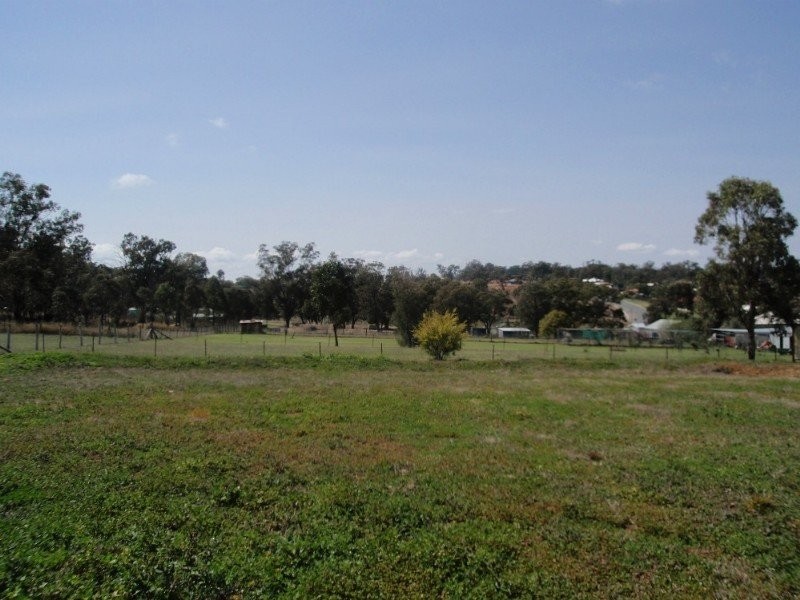 8a Yangan Road, Warwick QLD 4370