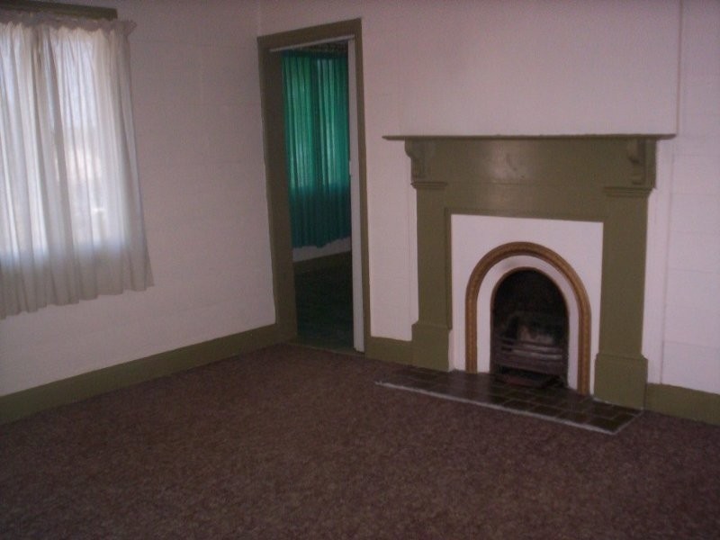 11 Rose St, Warwick QLD 4370