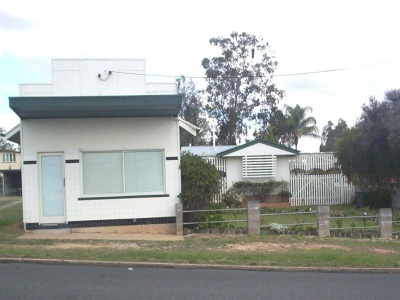 104 Horsman Rd, Warwick QLD 4370