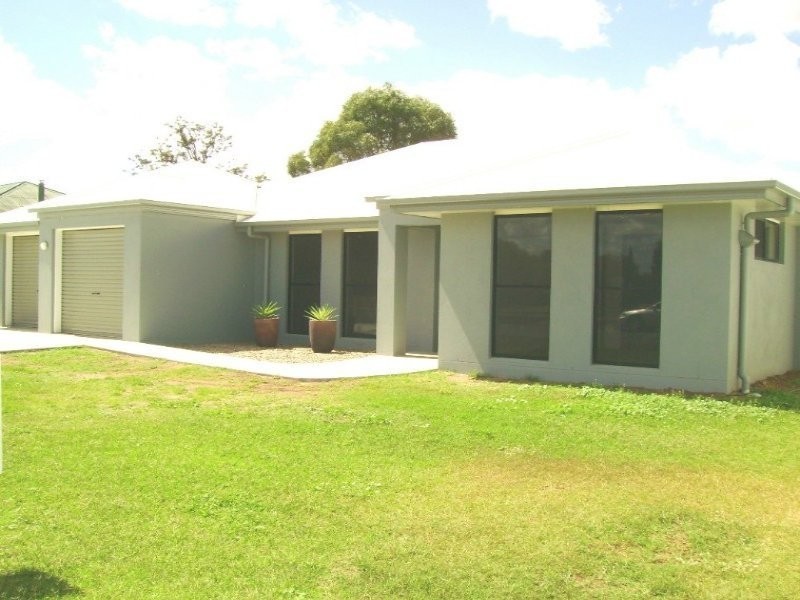 32 Devitt Street, Warwick QLD 4370