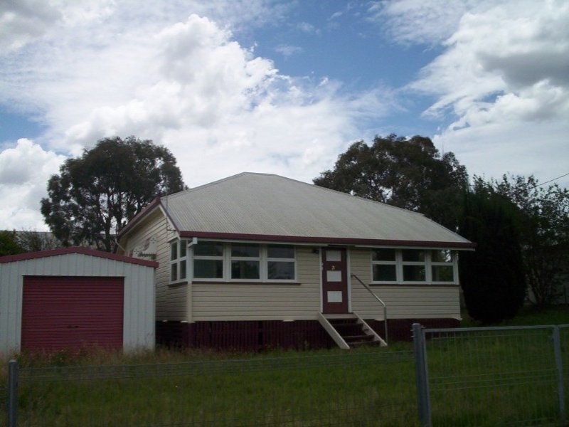 3 Churchill Drive, Warwick QLD 4370