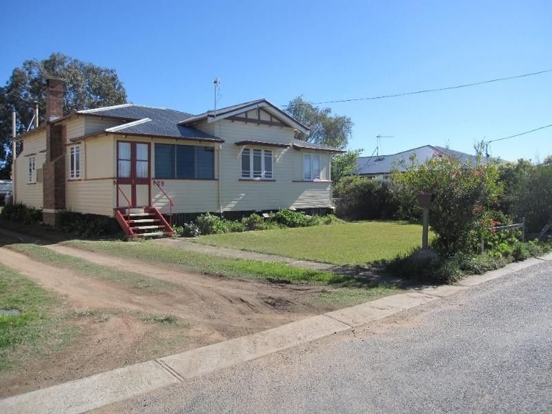 29 Myall Avenue, Warwick QLD 4370