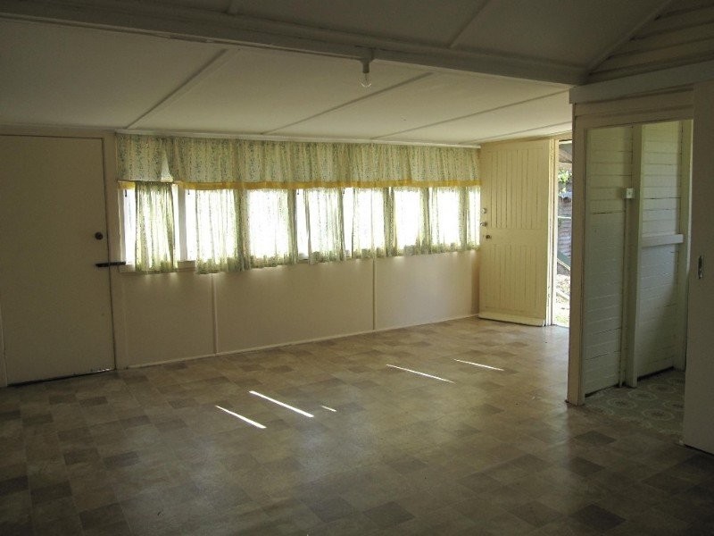 54 Guy Street, Warwick QLD 4370