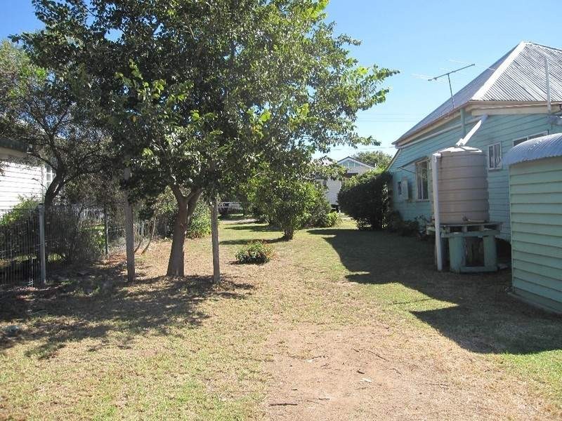 22 Oak Avenue, Warwick QLD 4370