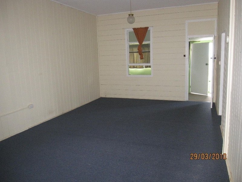 31 Gore Street, Warwick QLD 4370