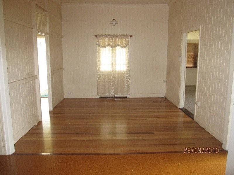 94 Wood Street, Warwick QLD 4370