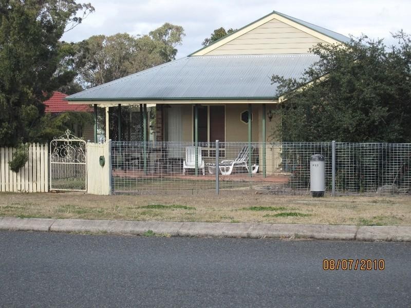 52 Glen Road, Warwick QLD 4370