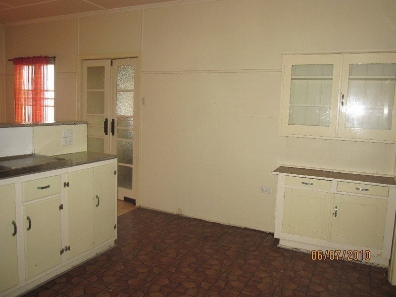 152 Wood Street, Warwick QLD 4370