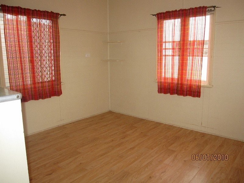 152 Wood Street, Warwick QLD 4370