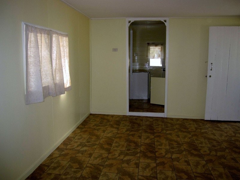 27 Yangan Road, Warwick QLD 4370