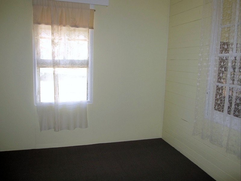 27 Yangan Road, Warwick QLD 4370