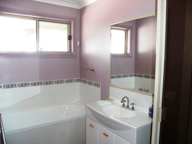 522 Roona Road, Junabee QLD 4370