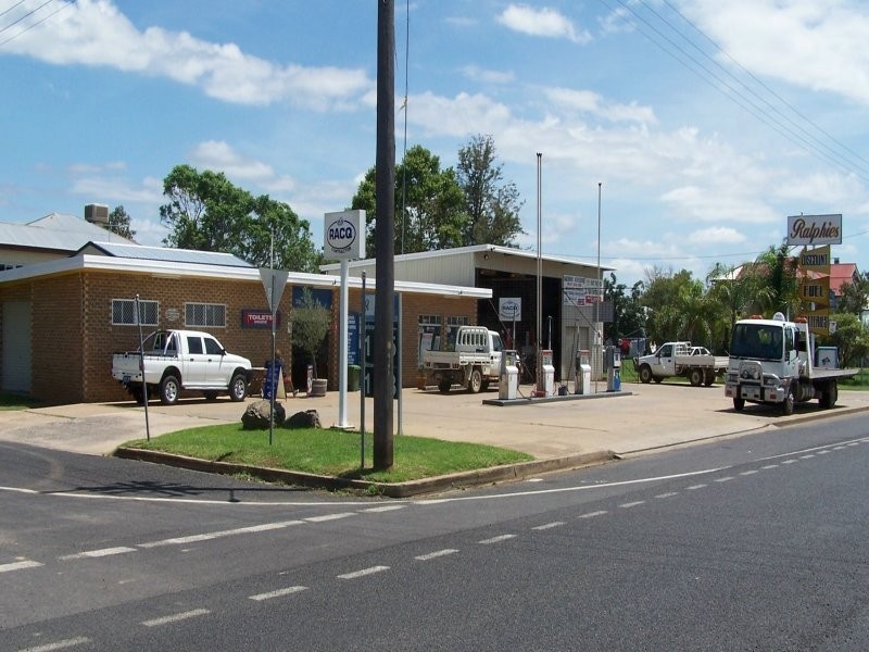 Inglewood auto Centre, 100 Albert, Inglewood QLD 4387 the real estate
