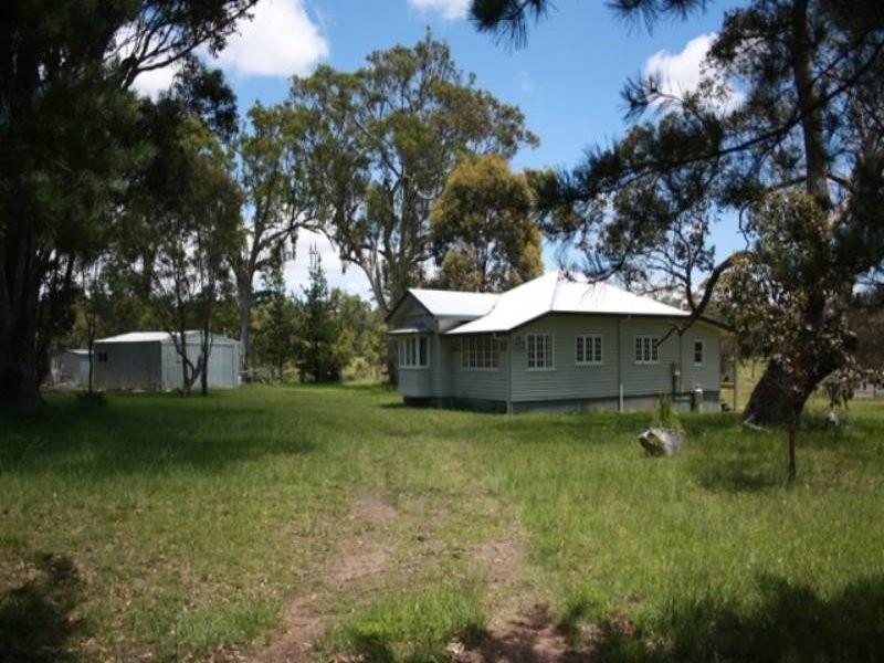 93 Old Coach Road, Warwick QLD 4370