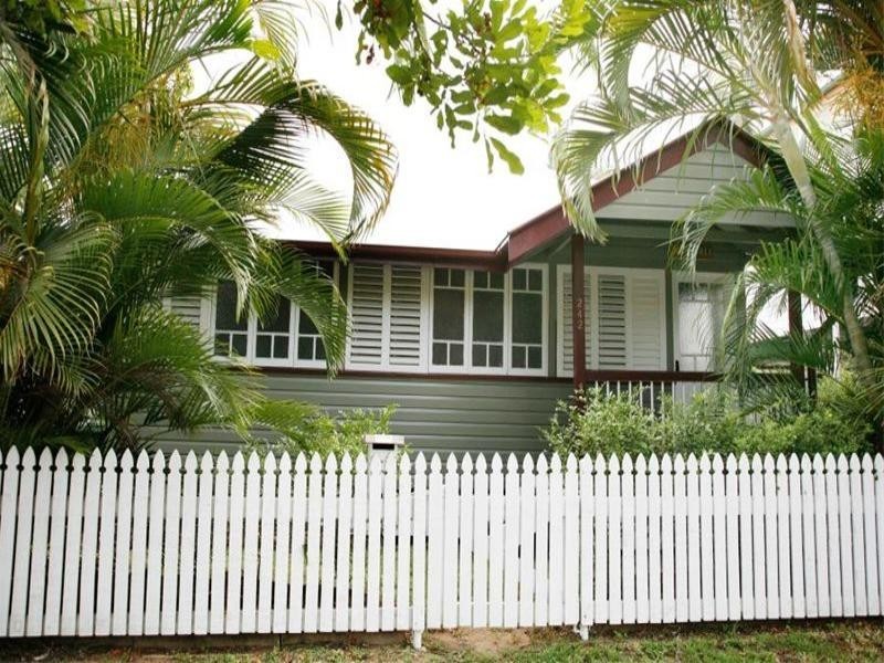 242 Boundary Street, South Townsville QLD 4810