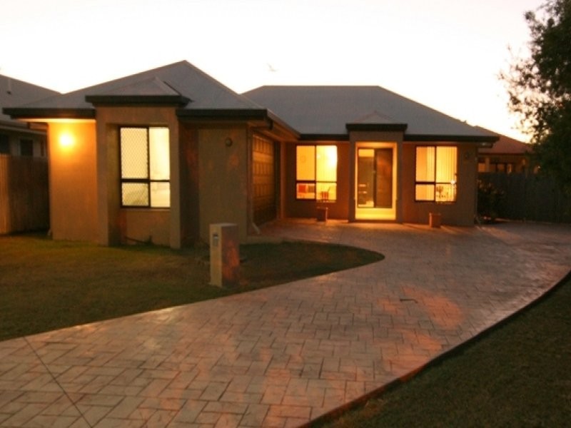 6 Siris, Douglas QLD 4814