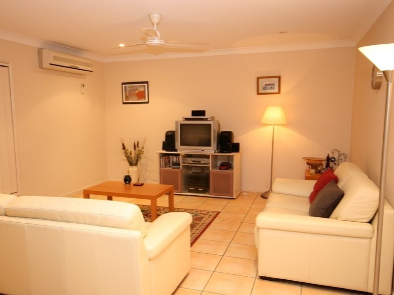 6 Siris, Douglas QLD 4814