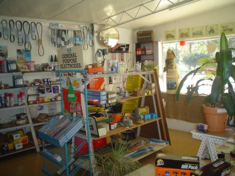 Lucindale Motor Co, Naracoorte SA 5271