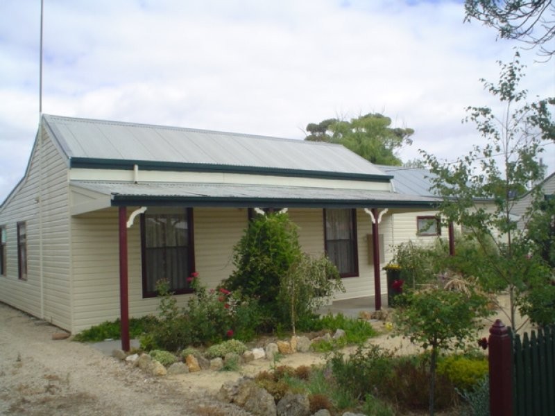 1 Jenkins Tce, Naracoorte SA 5271
