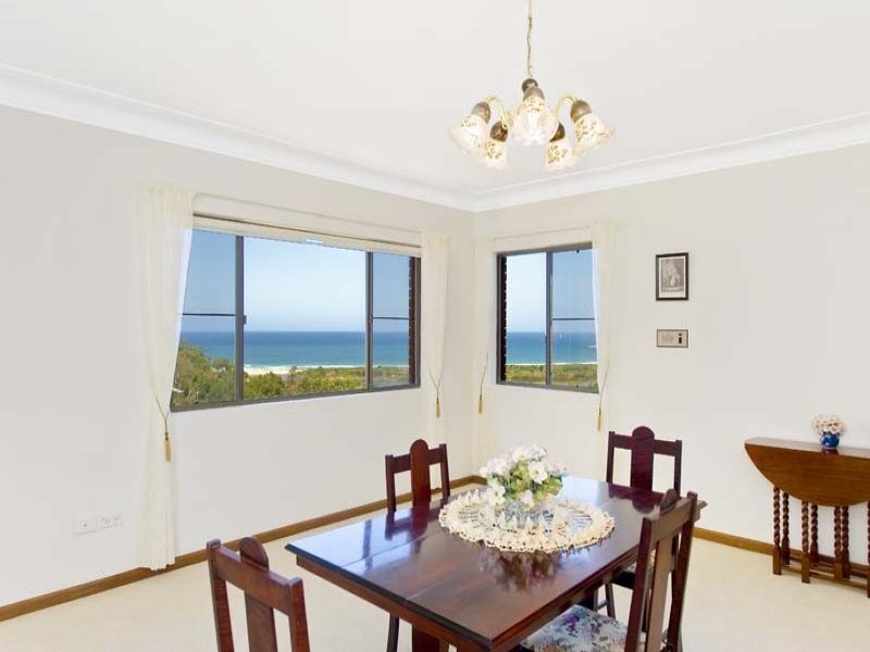 35 Lincoln Ave, Collaroy NSW 2097