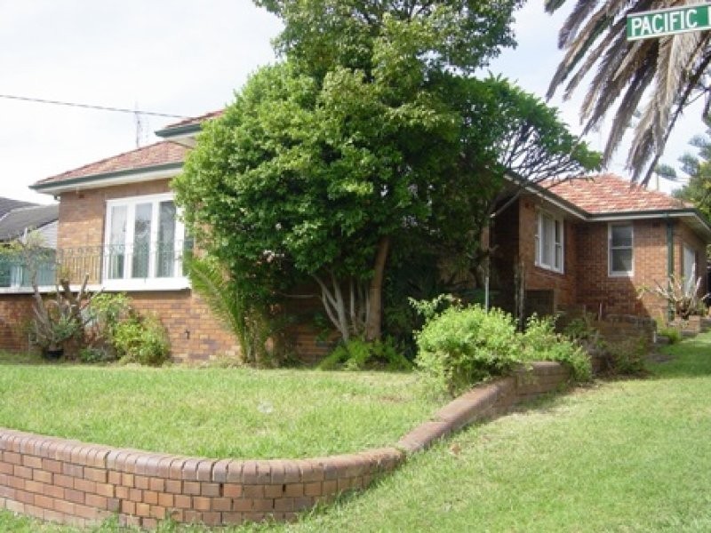 2 The Crescent, Dee Why NSW 2099